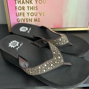 Yellow Box Flip flops